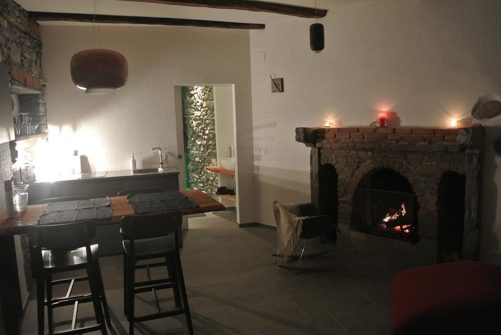 Apartamento A Ca Balade In Design Miglieglia Habitación foto